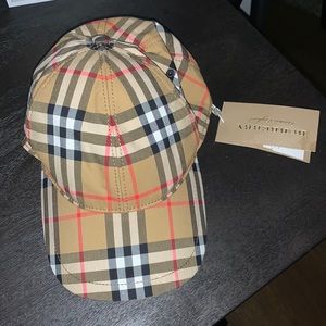 Burberry logo Vintage check cap